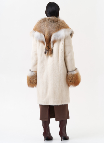 Норковая шуба с отделкой из меха лисы