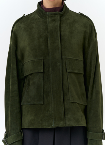 Женская куртка из натуральной замши зеленого цвета