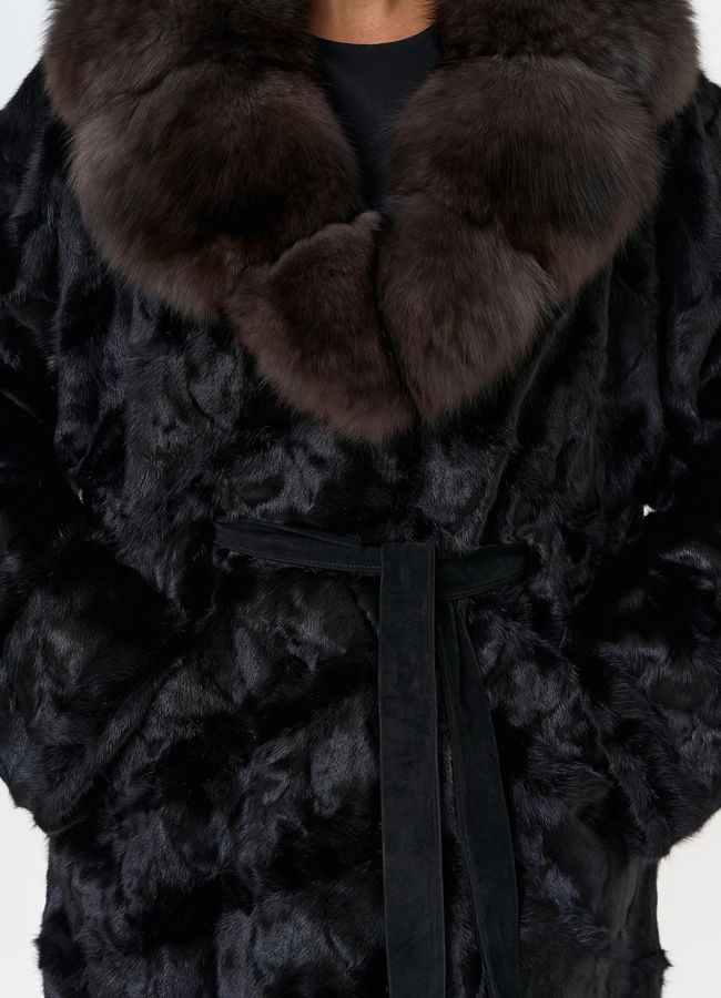 Женская шуба из меха норки с воротником из меха песца модель № 31487 универмаг малина