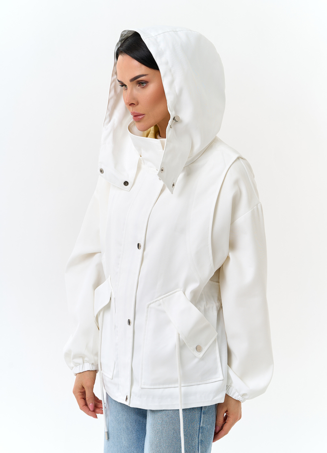 Женская куртка ветровка белого цвета модель № 32828 универмаг малина