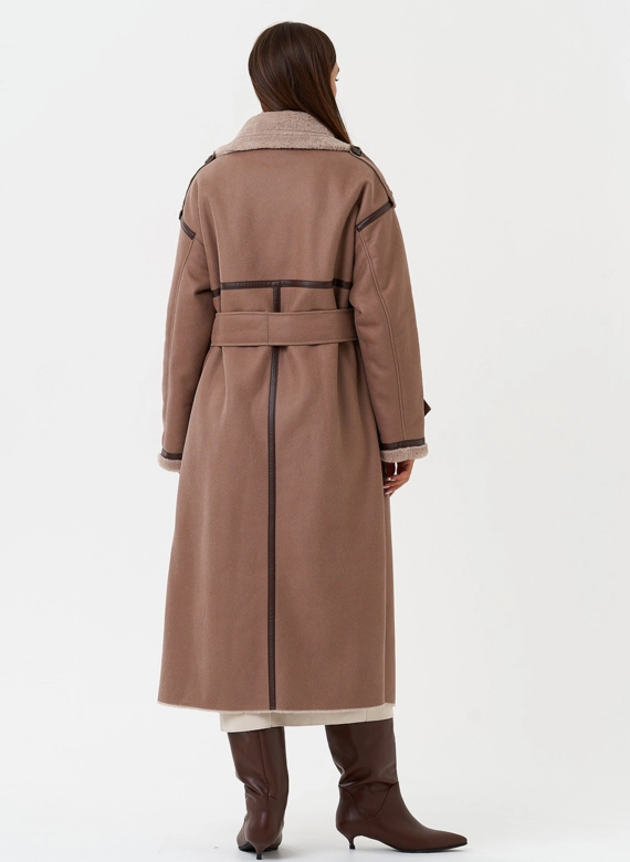 Женская дубленка из эко кожи с английским воротником