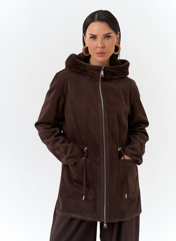 Двухсторонняя дубленка из эко замши с капюшоном