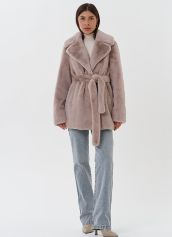 Женский пуховик из эко меха с манишкой