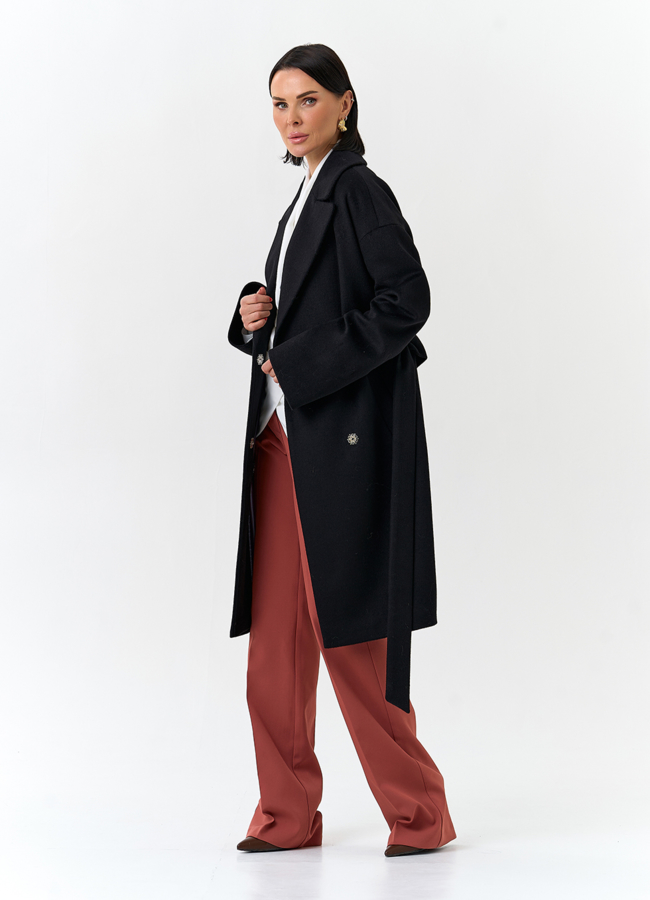 Женское пальто черного цвета модель № 32541 в рассрочку