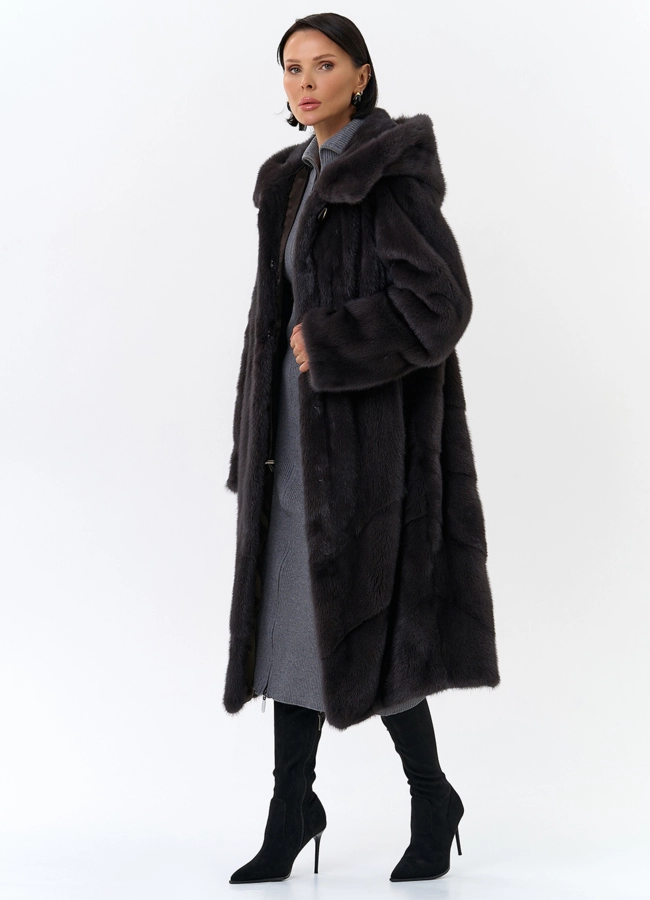 Женская шуба из норки силуэта баллон с капюшоном модель № 24752 универмаг малина