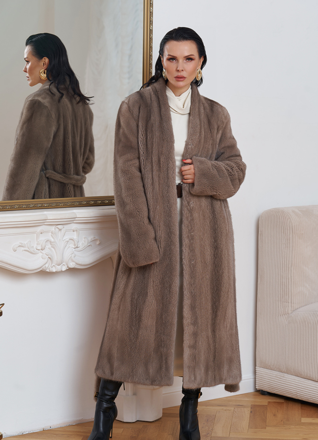 Длинная шуба из норки с поясом модель № 29088 меха малина