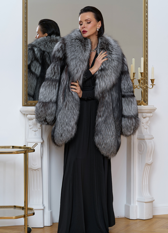 Шуба из меха чернобурой лисы модель № 32007 меха малина