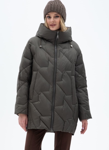 Женский удлиненный пуховик  капюшоном
