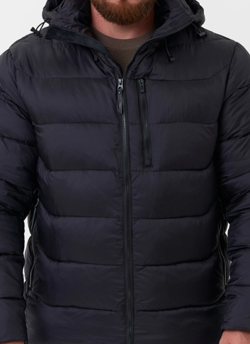 Мужской пуховик с капюшоном  фото