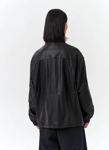 Женская куртка из натуральной кожи 