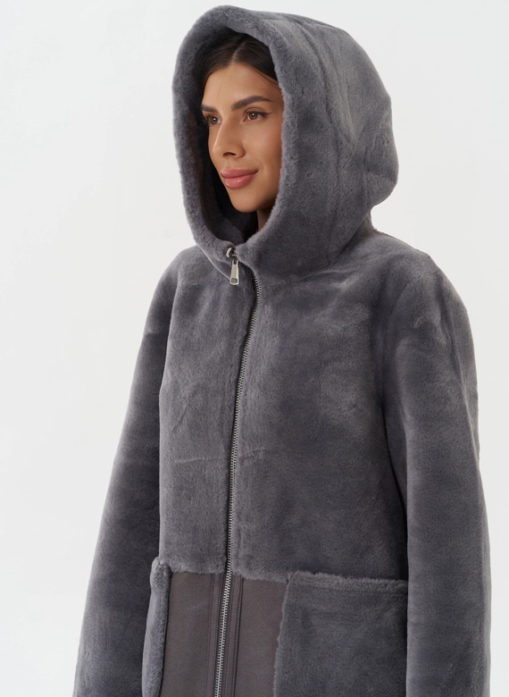 Двухсторонняя эко дубленка с капюшоном фото